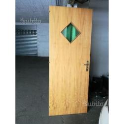 Set di 7 porte in legno massello con vetro verde