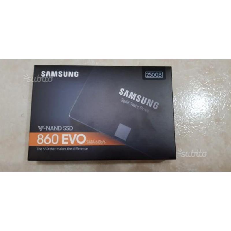 SSD 250gb Samsung evo 860 MZ-76E250B 2.5 nuovo